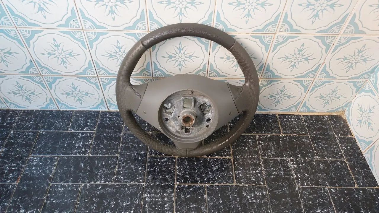 Volante Original em couro linha Fiat - Foto 3