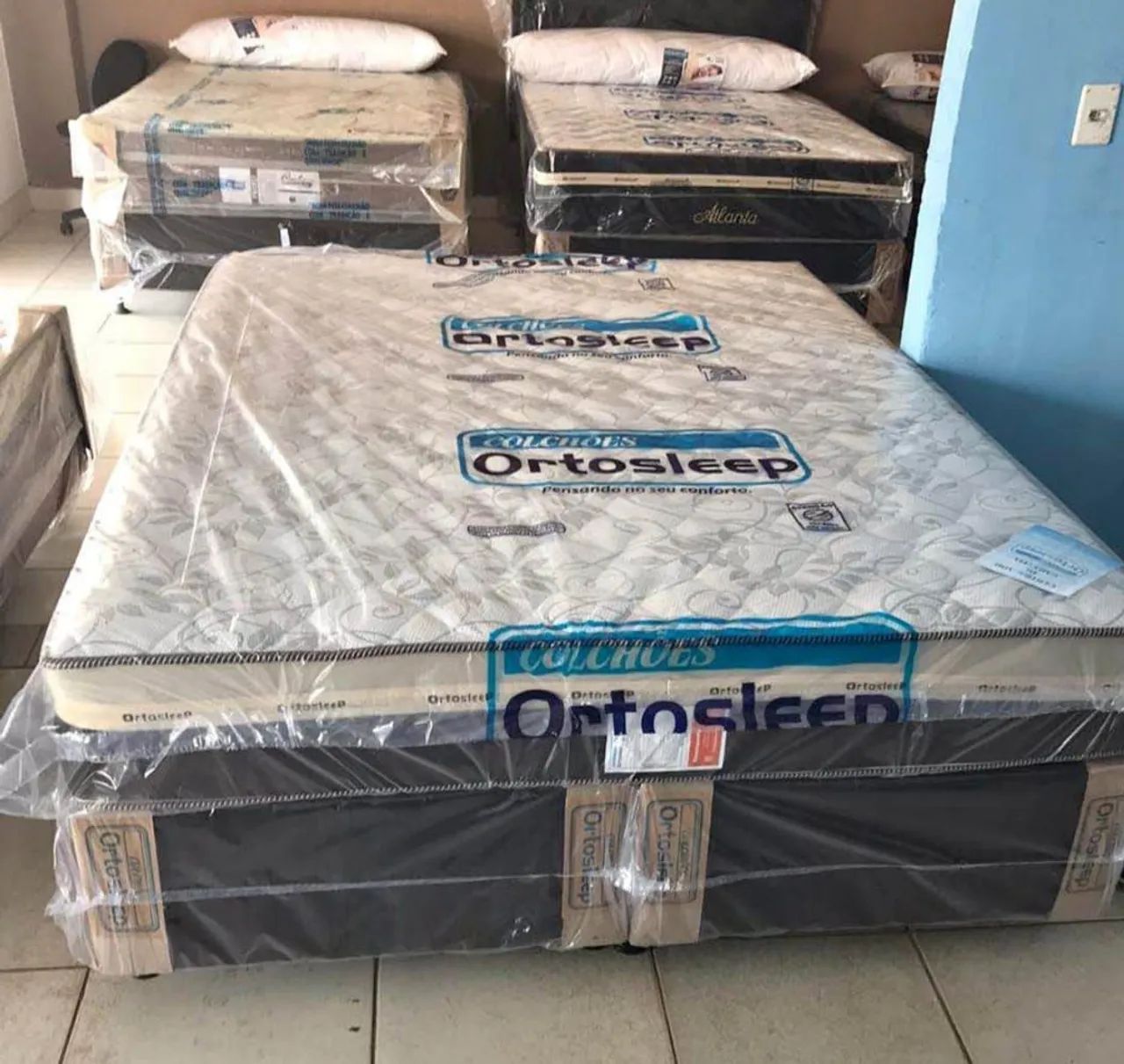 Cama Queen. Frete grátis 