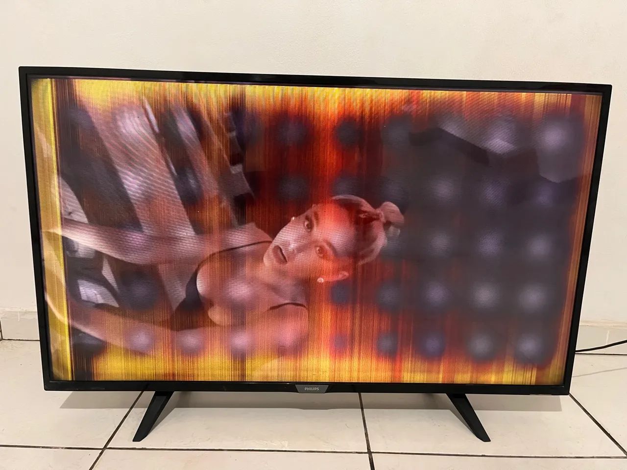 TV Philips 43 polegadas