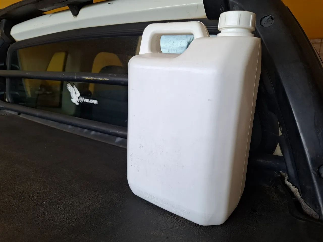 Vendo Galão de 5 Lt - Foto 5