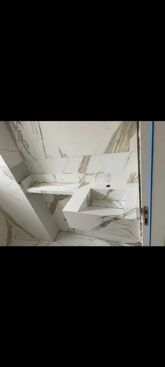 Pias esculpida em porcelanato 