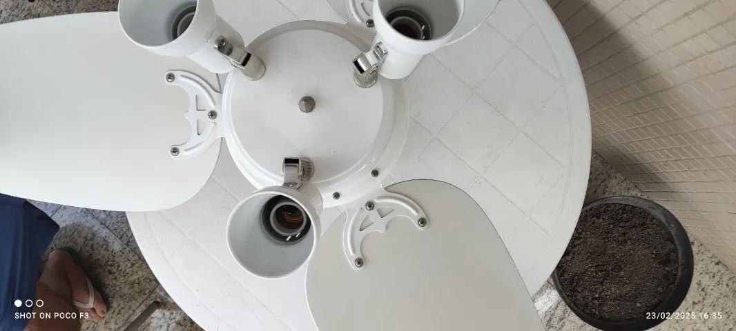 Ventilador de teto Tron Branco 3 pás de mdf e 3 spots - Foto 4
