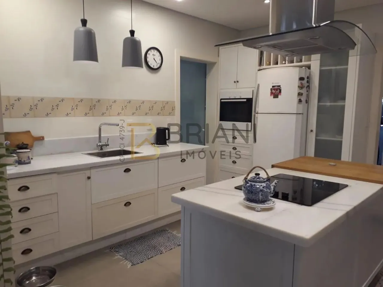 Casa para Venda em Florianópolis, Jurerê, 3 dormitórios, 3 suítes, 4 banheiros, 2 vagas