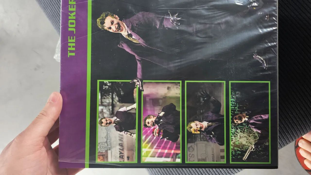 Mezco One:12 Coringa Joker - Foto 3