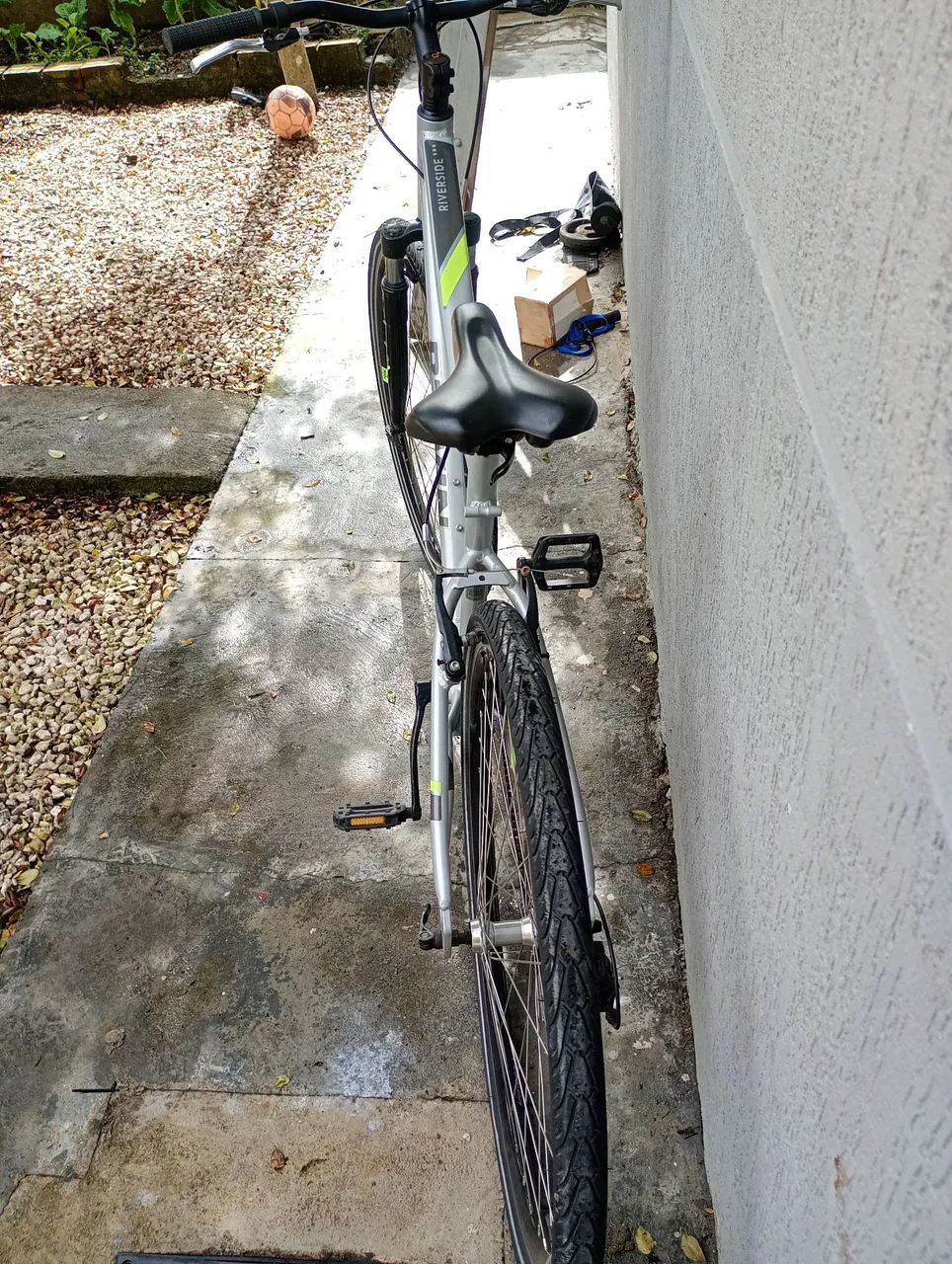 Bicicleta com Marchas - Ideal para Passeios e Ciclismo - Foto 2