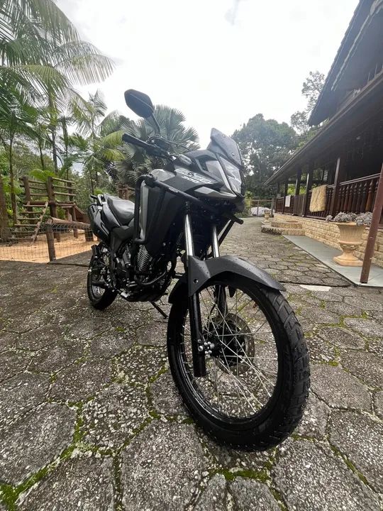 Honda Sahara 300 STD- Impecável - Oportunidade!