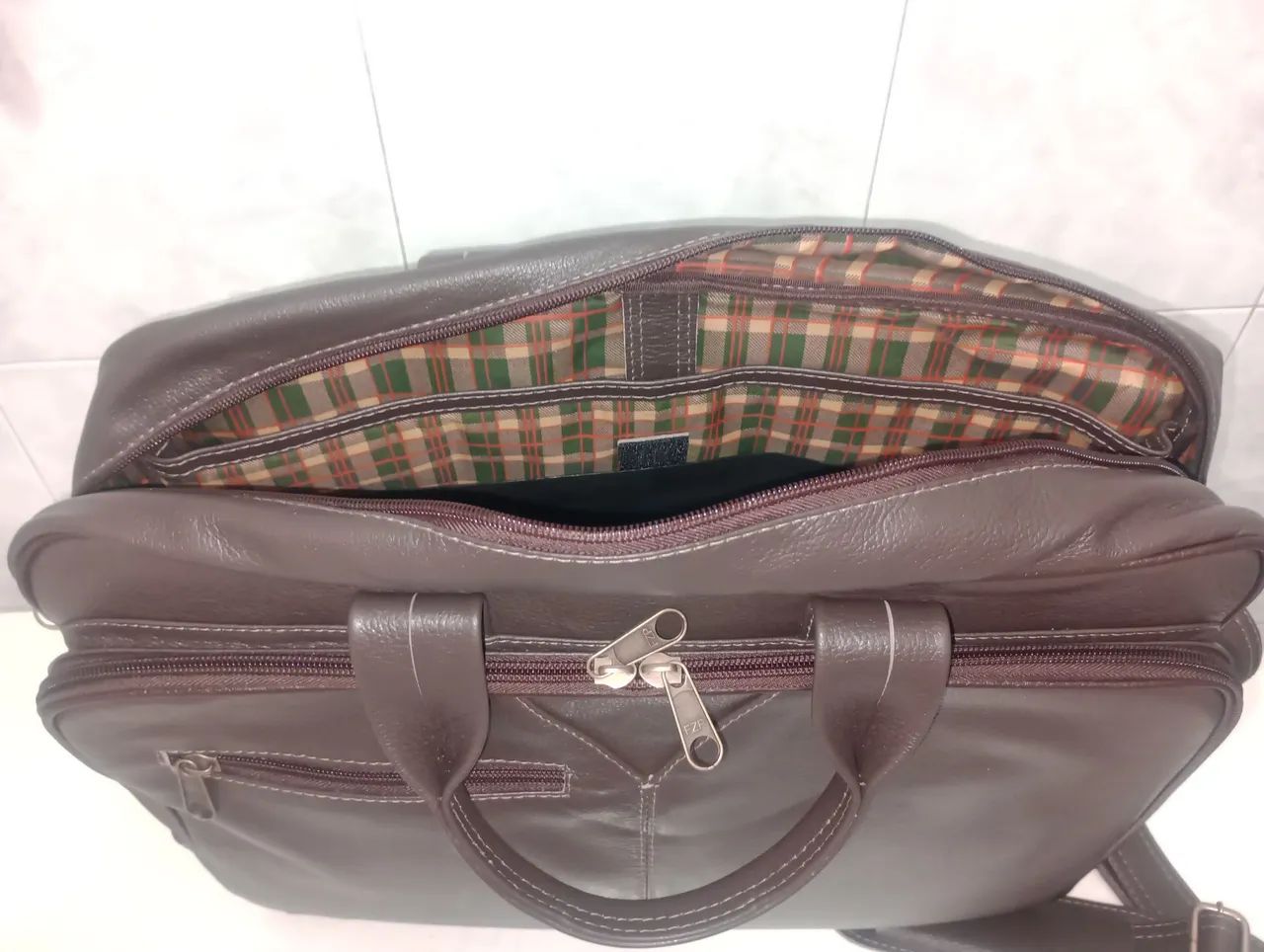 Bolsa Executiva de Couro Marrom - Foto 5