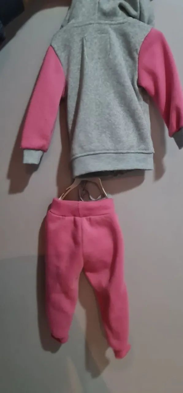 Conjunto de Moletom Infantil Rosa e Cinza - Foto 2