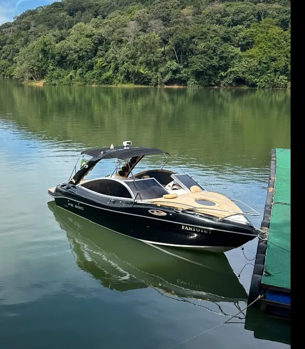 Lancha FS-230 completa - Ótimo estado, pronta para uso!