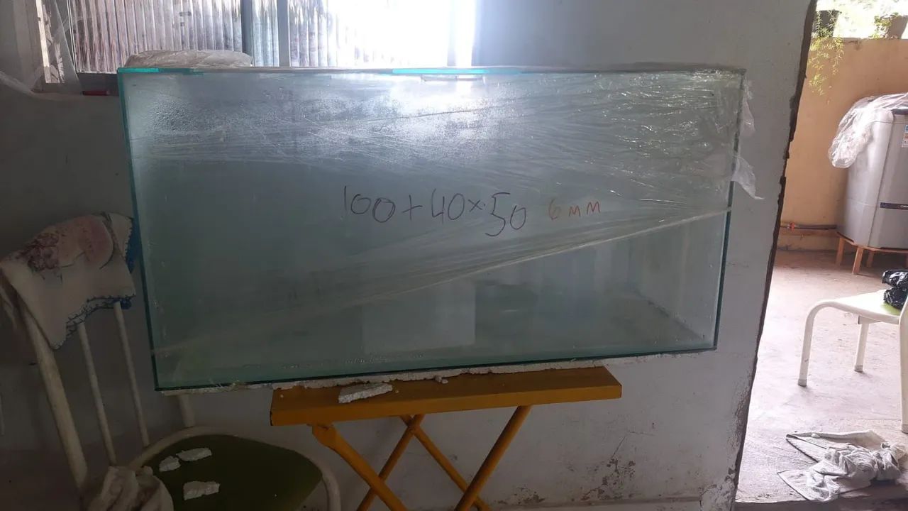 Aquário de Vidro 100x40x50cm