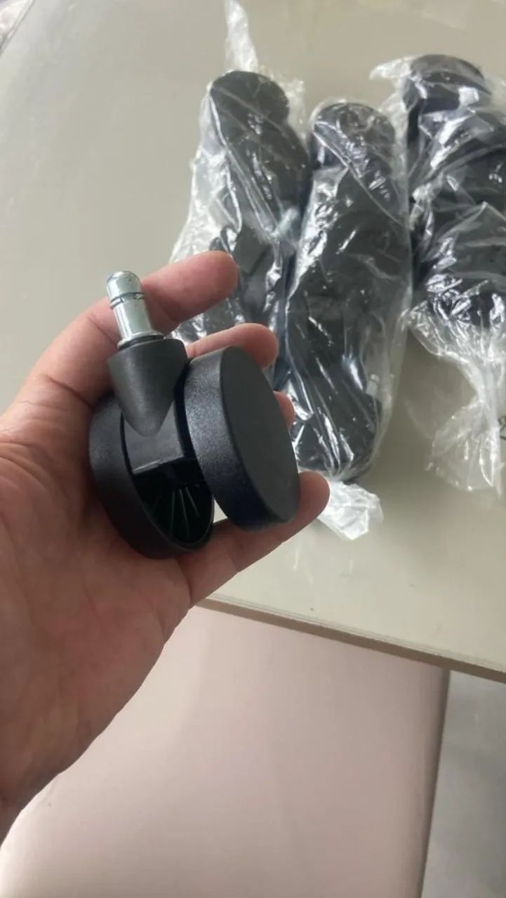 Roda de cadeira giratória - Foto 4