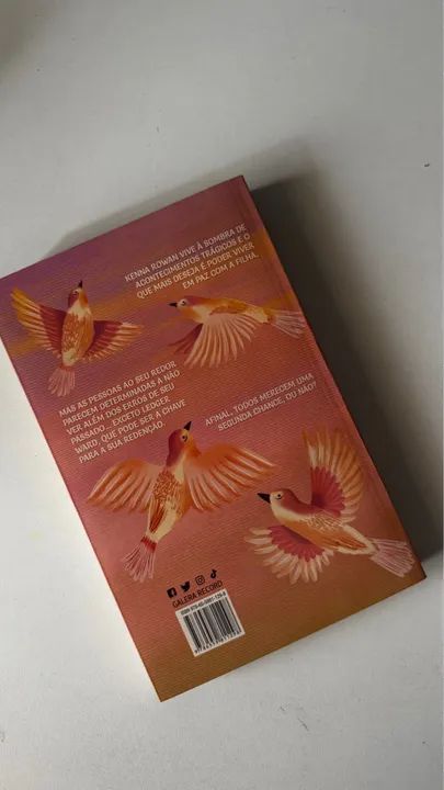 Livro ?Uma Segunda Chance? Colleen Hoover - Foto 2