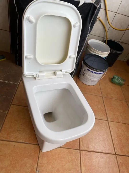 Vaso Sanitário Deca Convencional - Foto 2