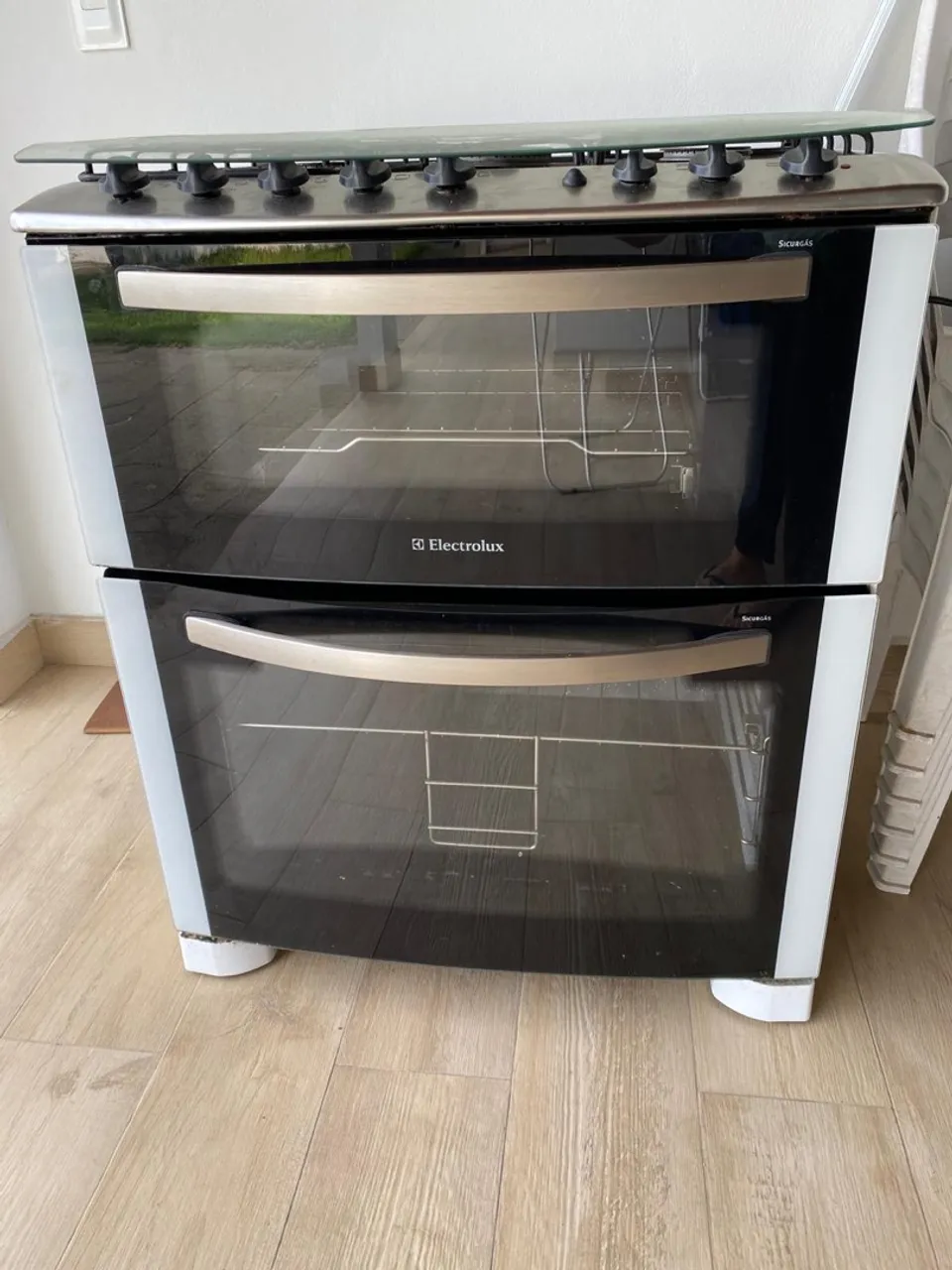 Fogão Electrolux com 2 FORNOS - Branco/ 5 BOCAS