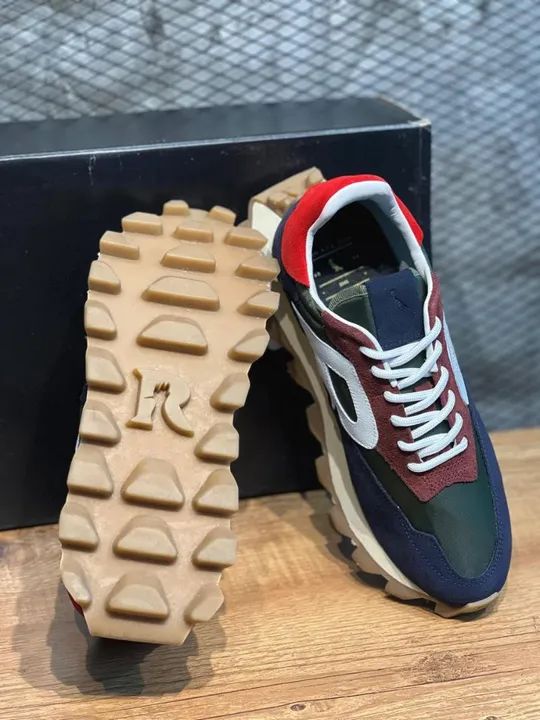 Tênis Casual Preto e Branco - Foto 3