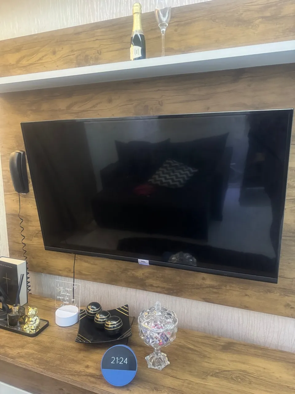 TV TCL - Tela grande e imagem nítida