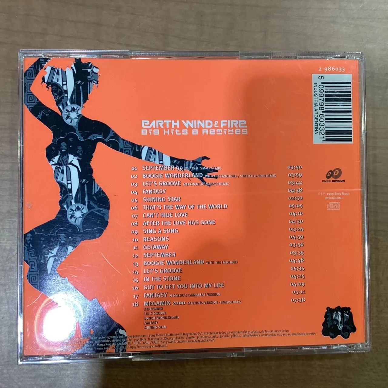 CD Earth, Wind & Fire - Big Hits & Remixes - Foto 2