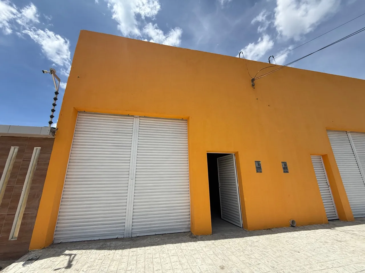 LOCAÇÃO GALPÃO BAIRRO LUIZ GONZAGA CARUARÚ