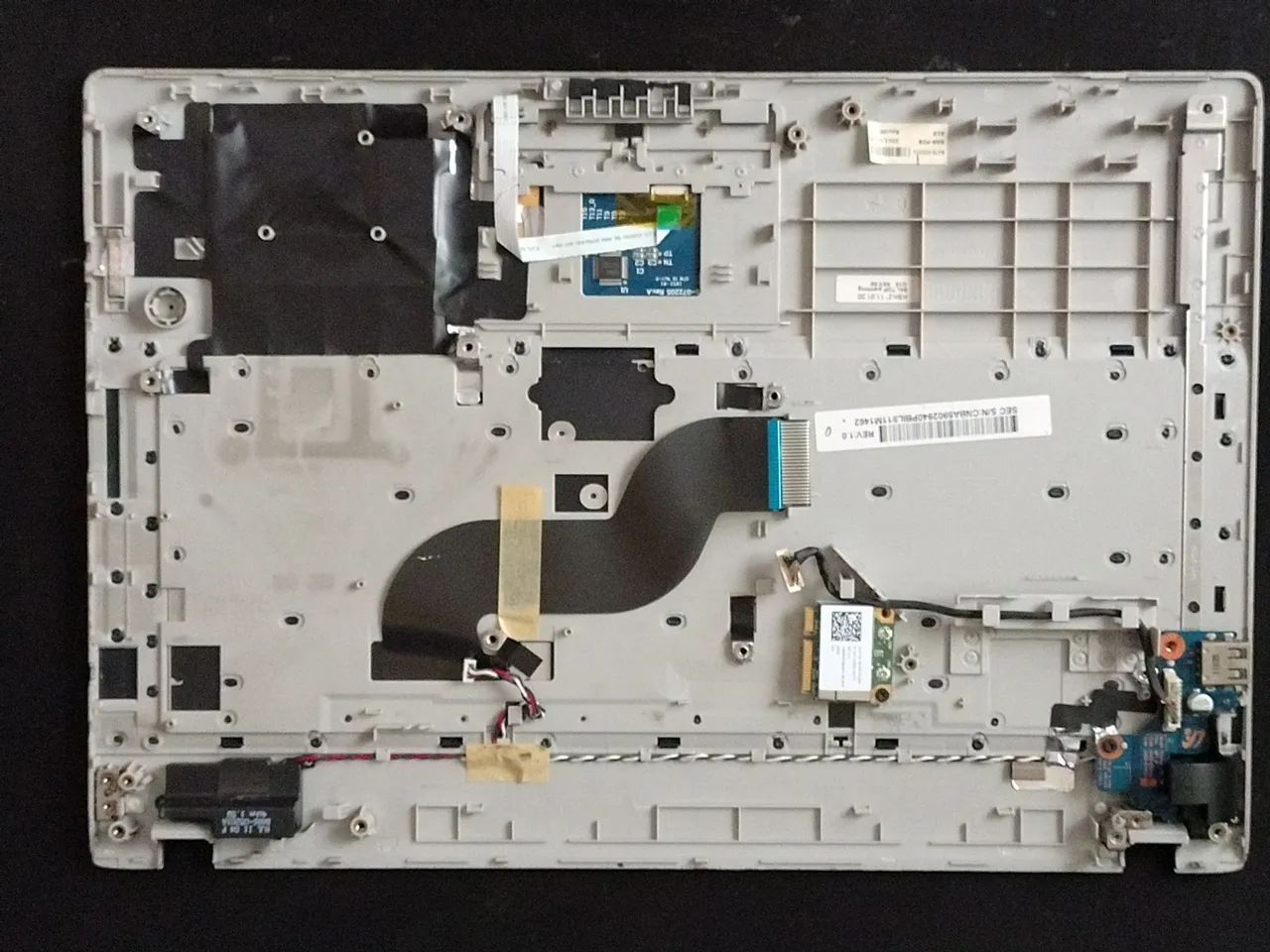 Carcaça superior Samsung RV411/415/420. - Foto 5