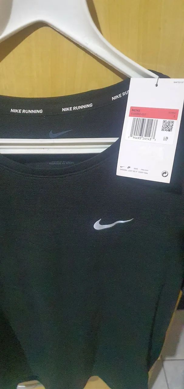Camiseta Nike Running Dri-FIT - Foto 2