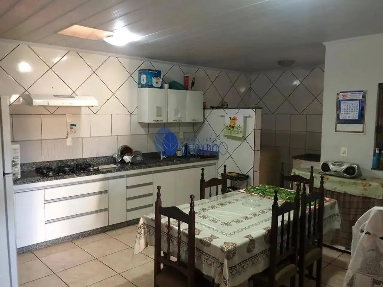 Sobrado no Jundiaí em Anápolis com Entradas Separadas à Venda