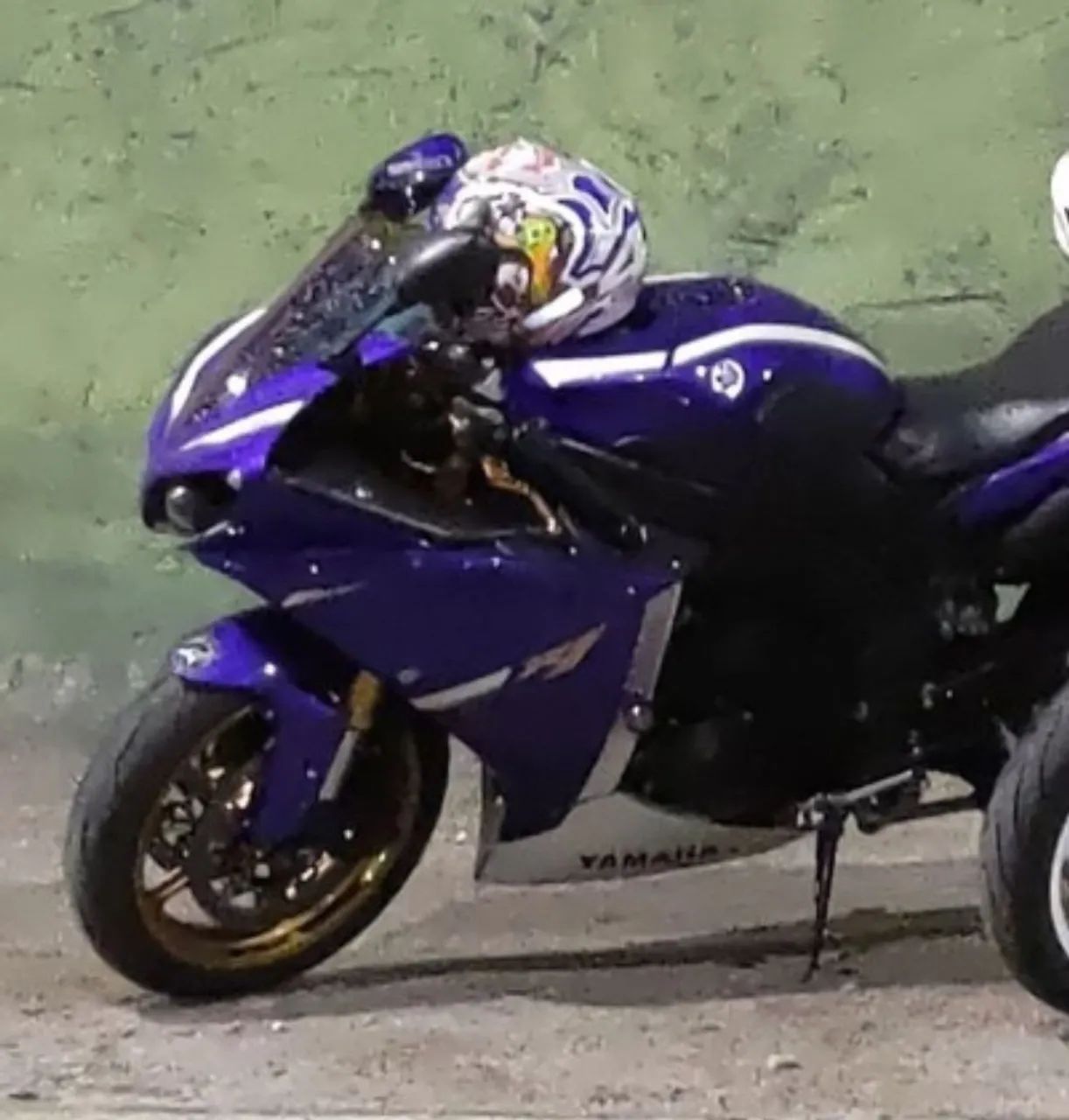 Yamaha R1 13  - Foto 2