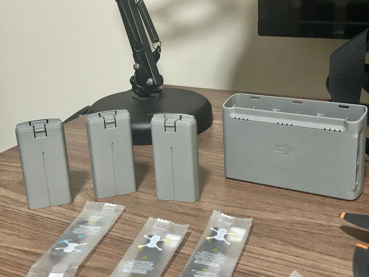 DJI Mini 2 4K Drone with Fly More 3 Batteries and Case64290081205379122