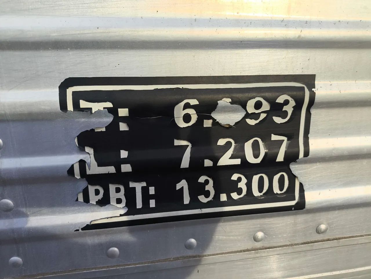 Iveco/Vertis 130 V19 Baú 2015 Bom - Foto 7