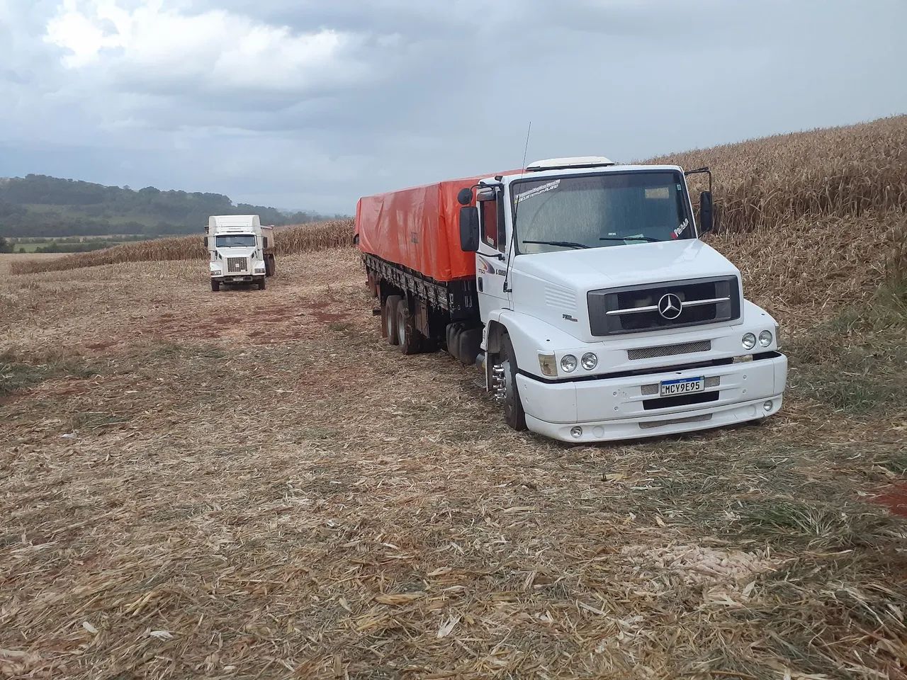Vendo Caminhão 1620  - Foto 4