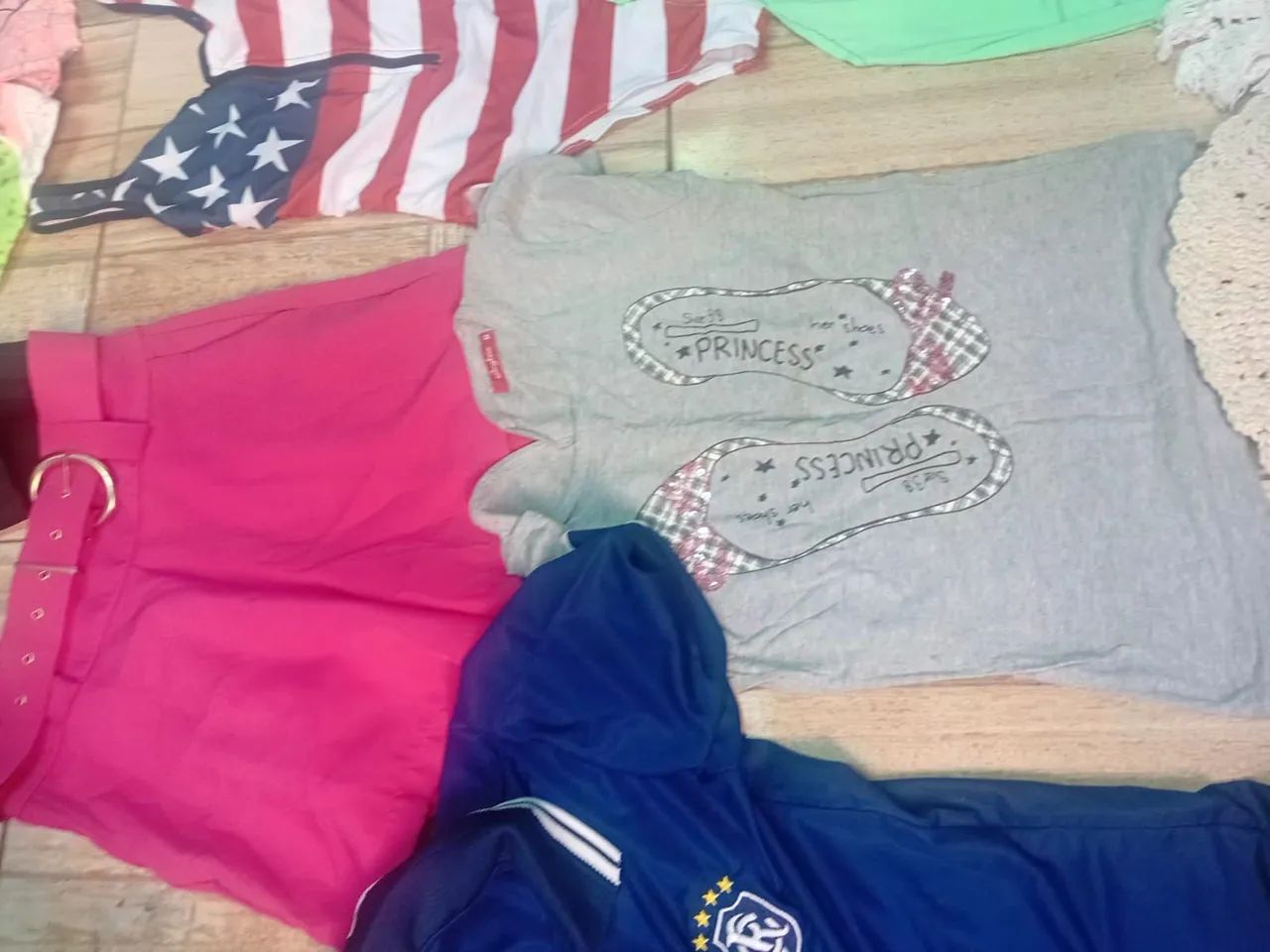R$55 Lote de roupas usadas feminina  - Foto 3