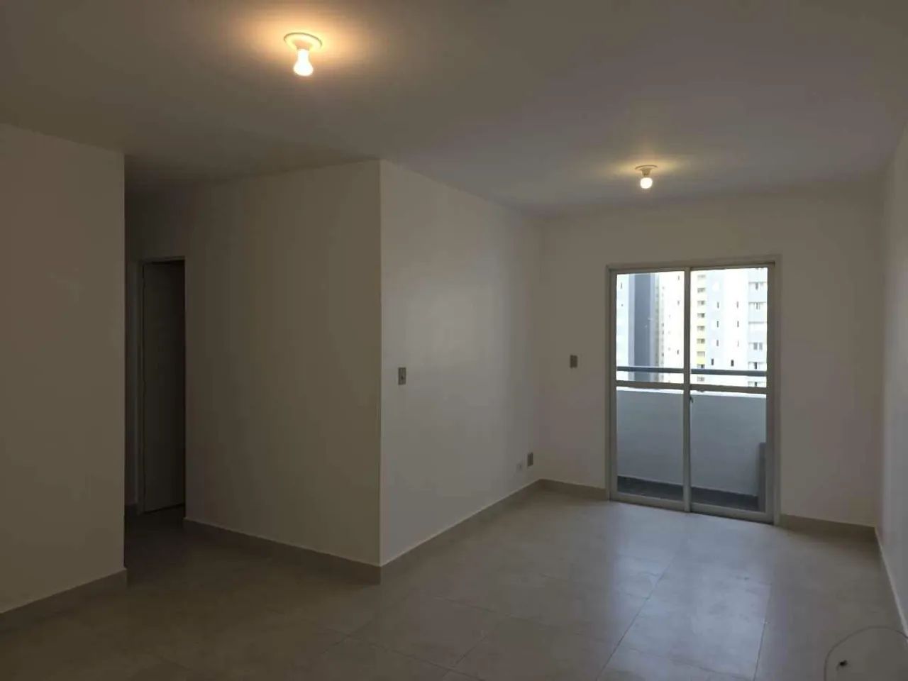 Apartamento para Aluguel 67m² com 3 Quartos e 1 Vaga  Parque Continental, SP