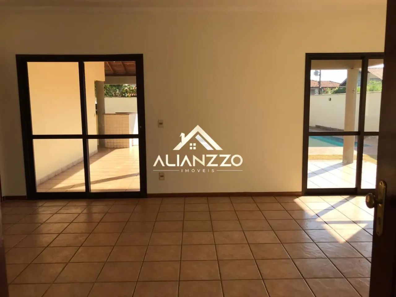 Sobrado para Locação no Condominio Santa Helena em Ribeirão Preto/SP. Alianzzo Imóveis. - Foto 4