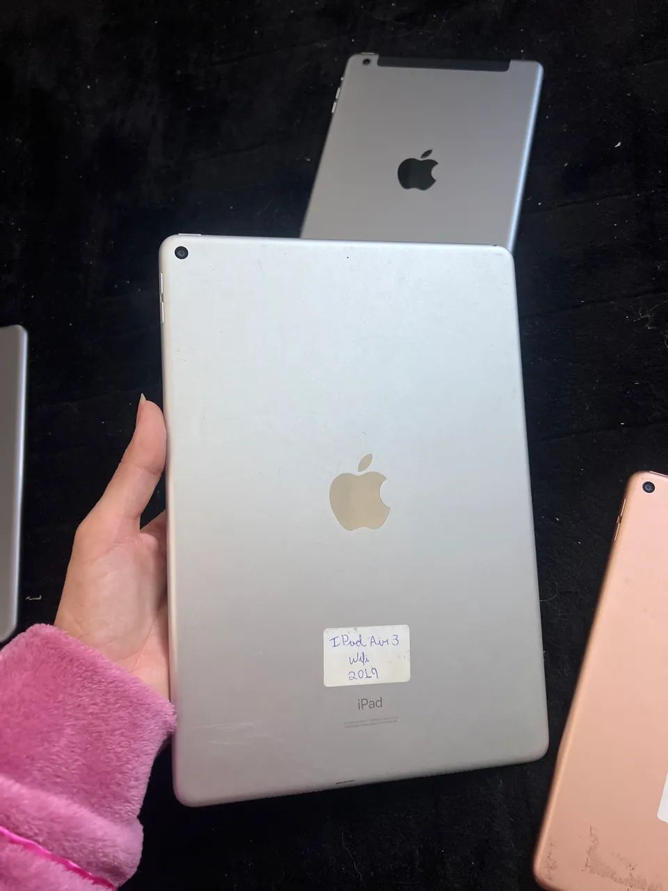 Lote com 4 iPad com bloqueio - vendo para técnico  - Foto 4