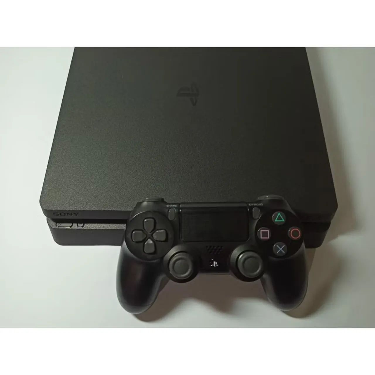PS4 SLIM PRATICAMENTE NOVO 