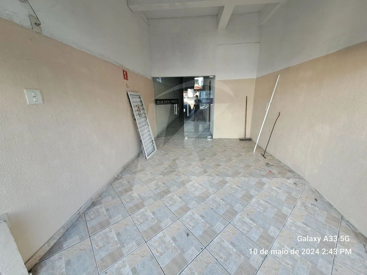 Salão comercial com 2 banheiros - Foto 3