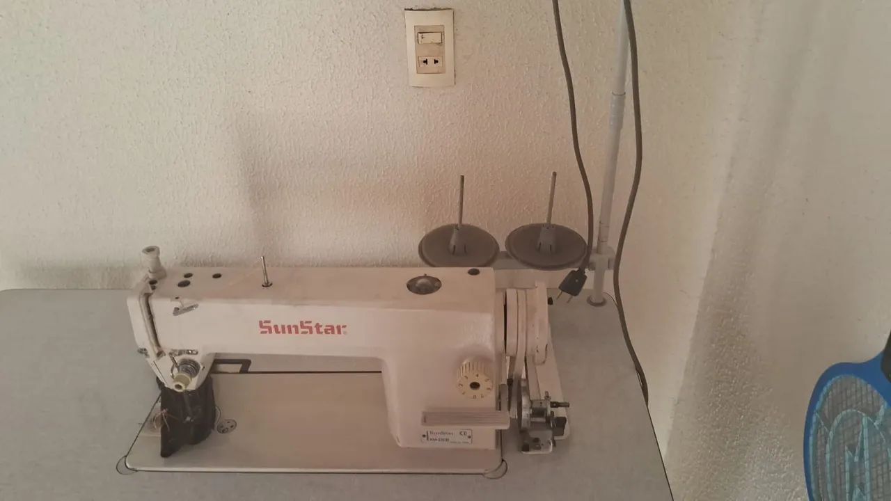 Vendo Máquina de costura  - Foto 2