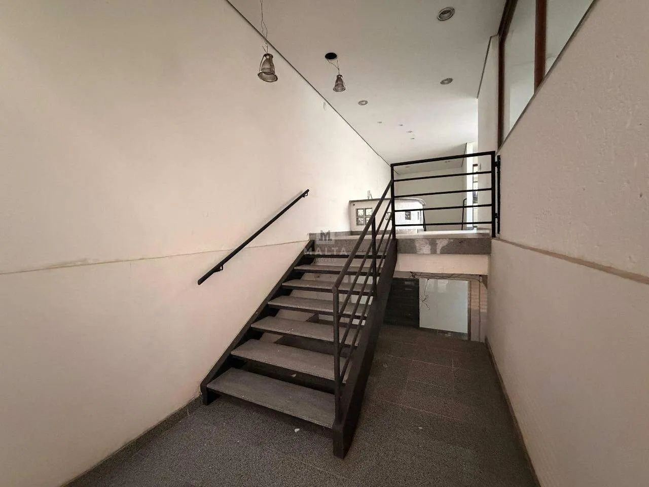 Prédio comercial de 3 pavimentos no Jardim América - Foto 2