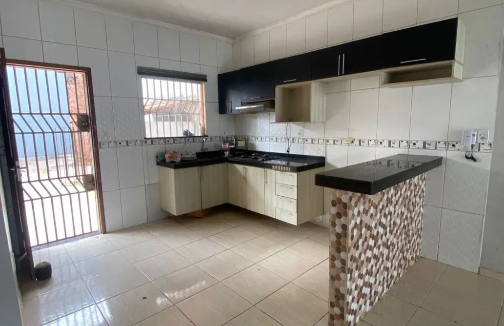 Vendo casa aqui em paragominas 