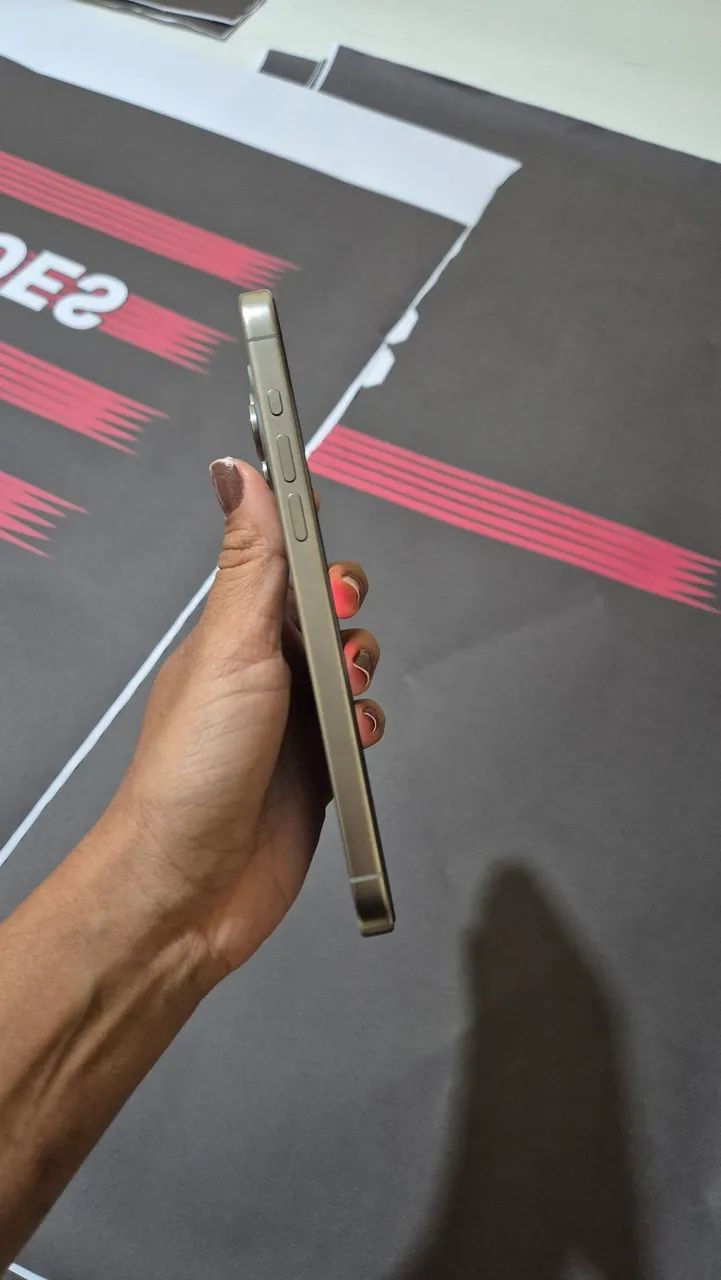 Iphone 15 pro max 256GB - Foto 4