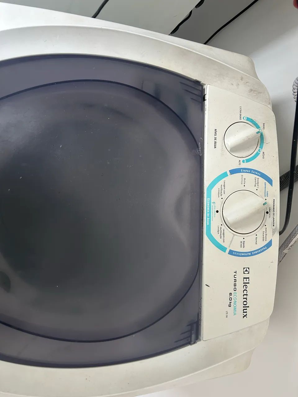 Máquina eletrolux com defeito 
