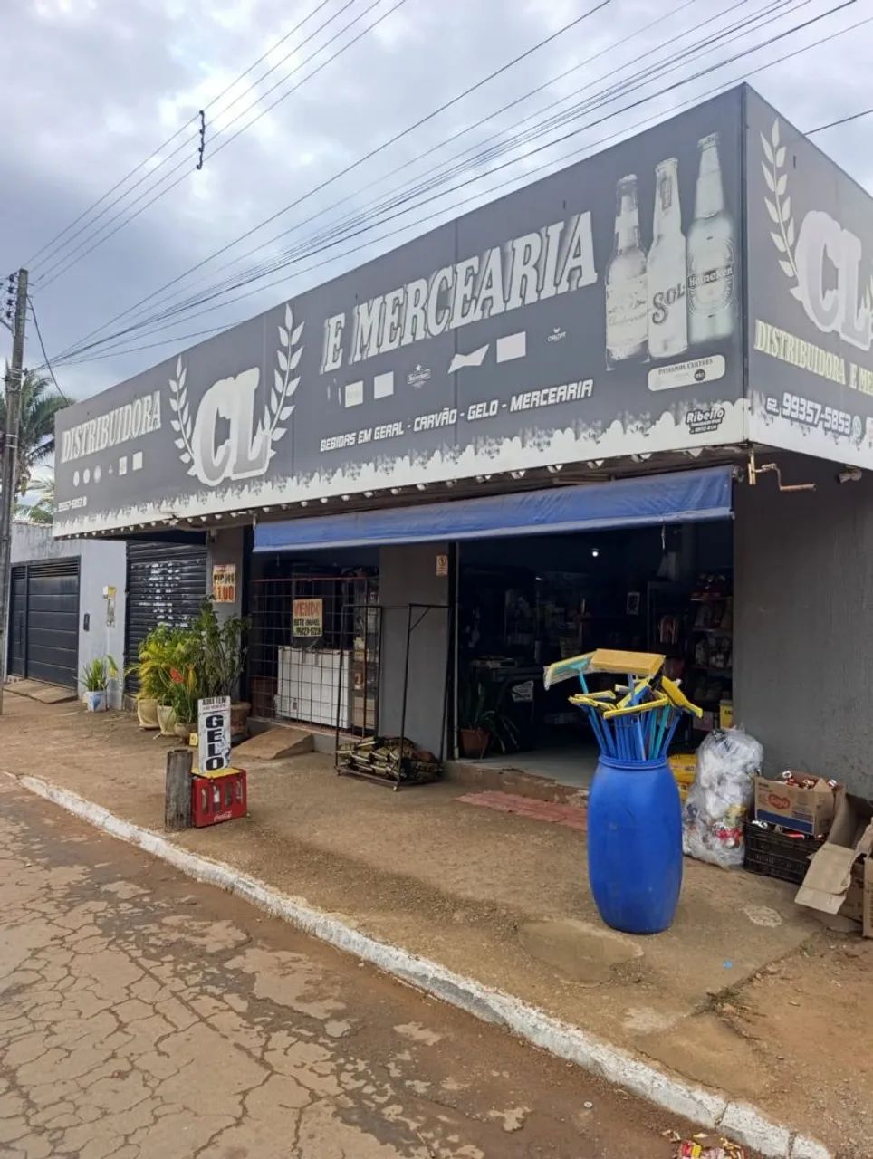 Distribuidora  com mercearia 