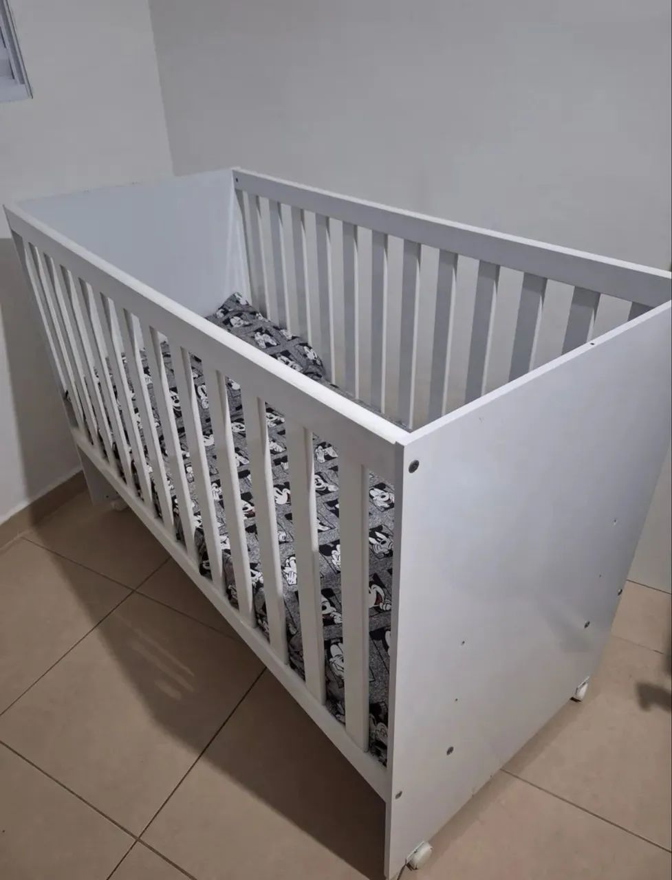 Berço de bebê com colchão  - Foto 2