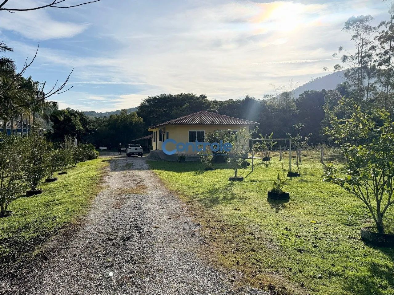 Chácara com 03 dormitórios em Biguaçu/SC! - Foto 4