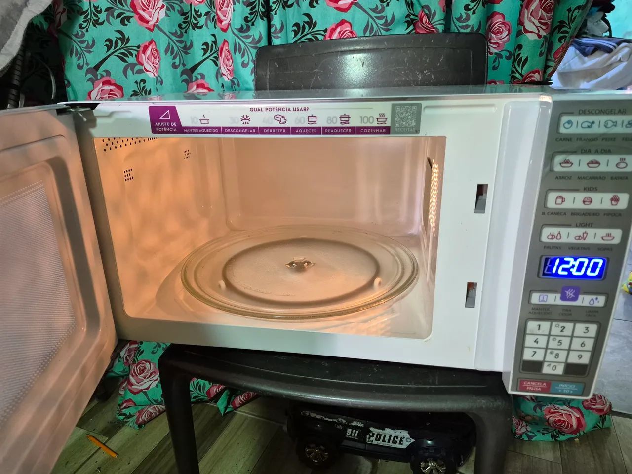 Microondas Electrolux 30L - Foto 2