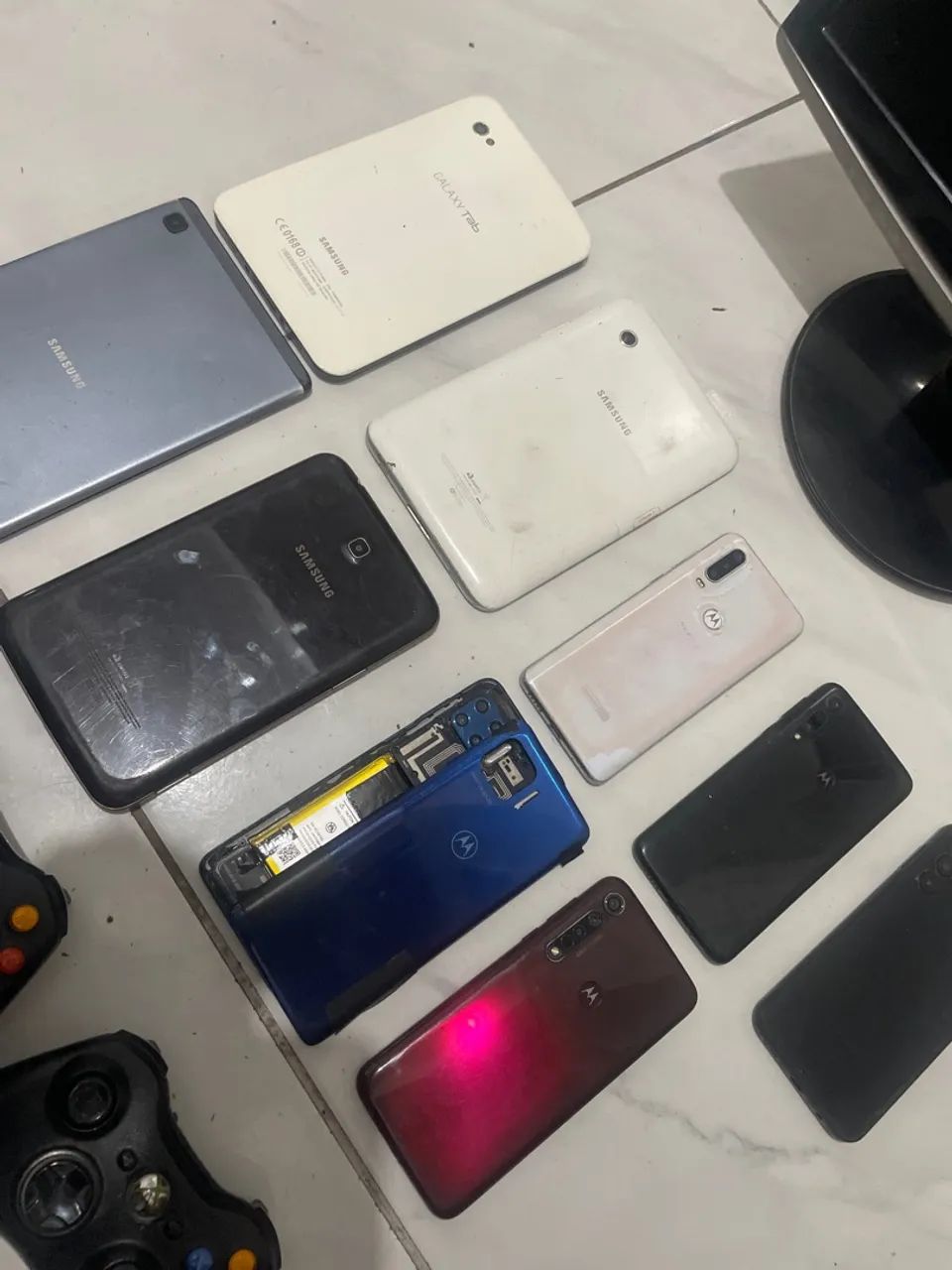 CELULARES E TABLETS COM DEFEITO | ÓTIMOS PARA CONSERTO OU PEÇAS  - Foto 2