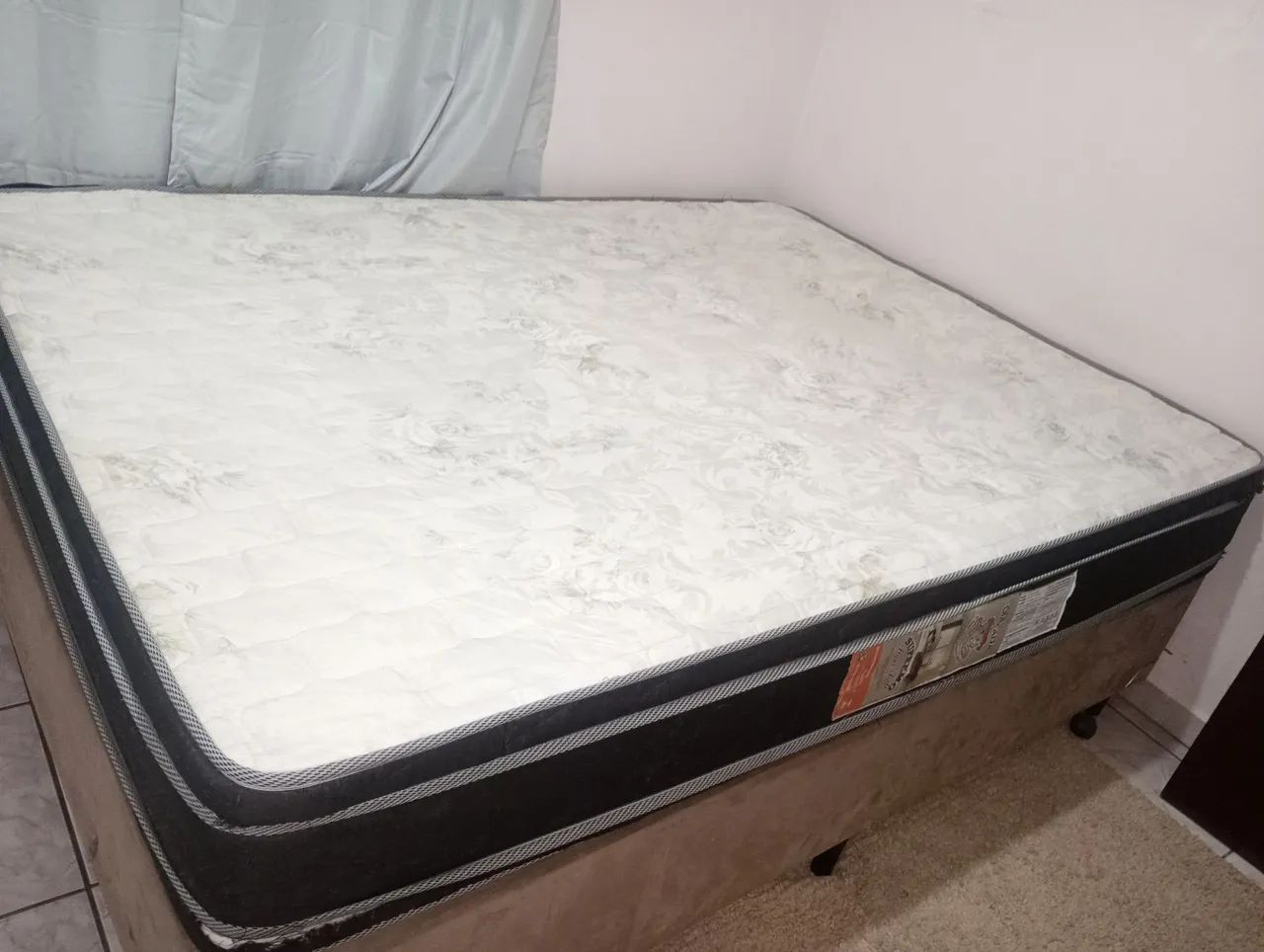 Cama casal e jogo de sofá 2 e 3 lugares - Foto 2