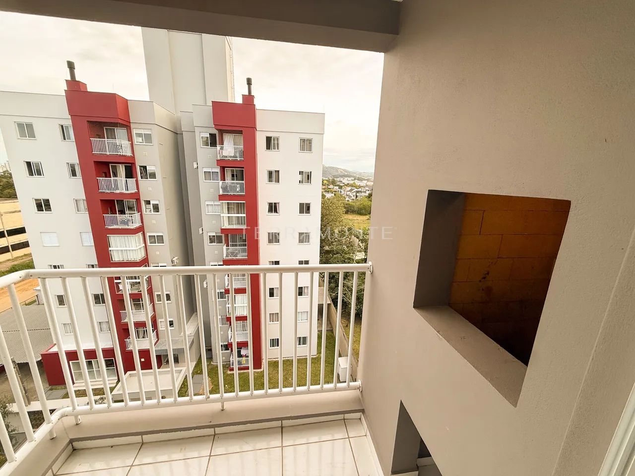 Apartamento mobiliado com elevador por R$ 350 mil - Foto 4