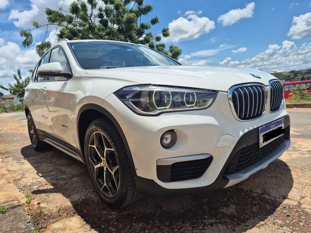 BMW X1 Sdrive 20I X-line 2.0 TB Active Flex 2017