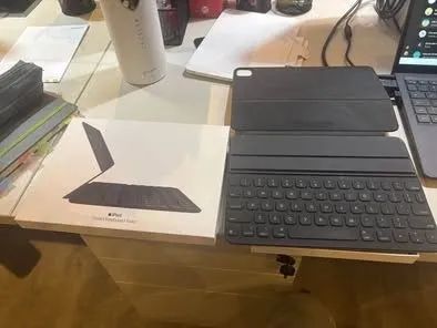 iPad Smart Keyboard Folio ブラック Apple Smart Keyboard Folio iPad Pro 12.9 4 Gen Cor preto