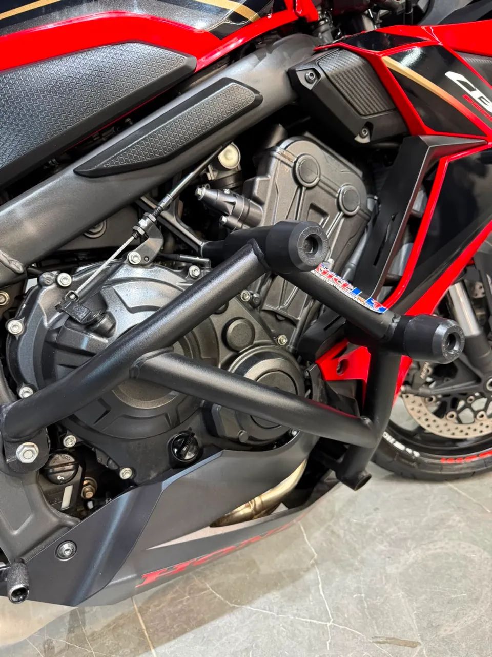 CBR 650R ANO 2024 - Foto 4